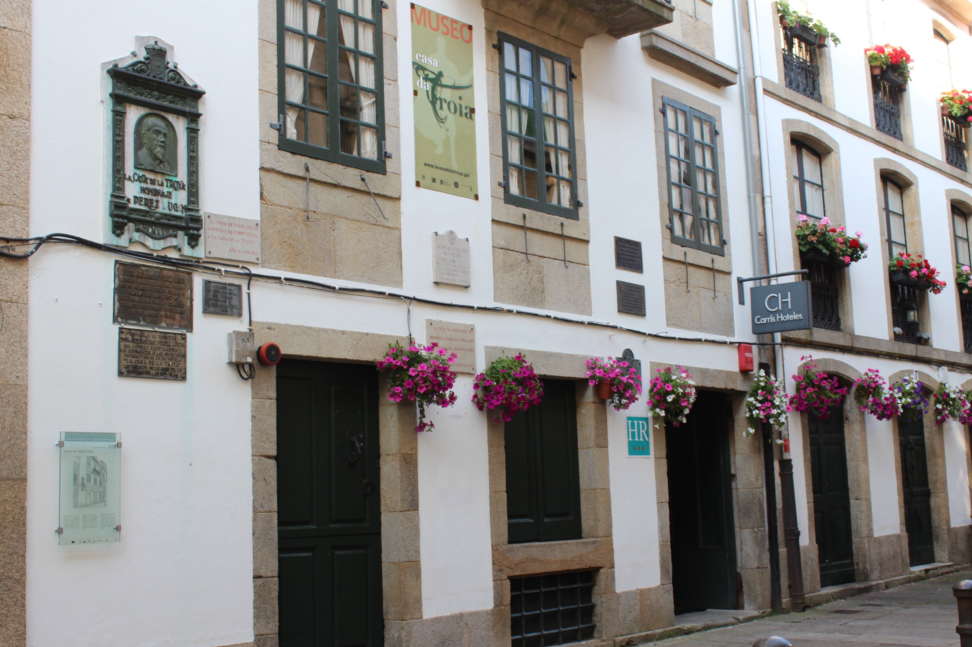Santiago: La Casa de la Troya