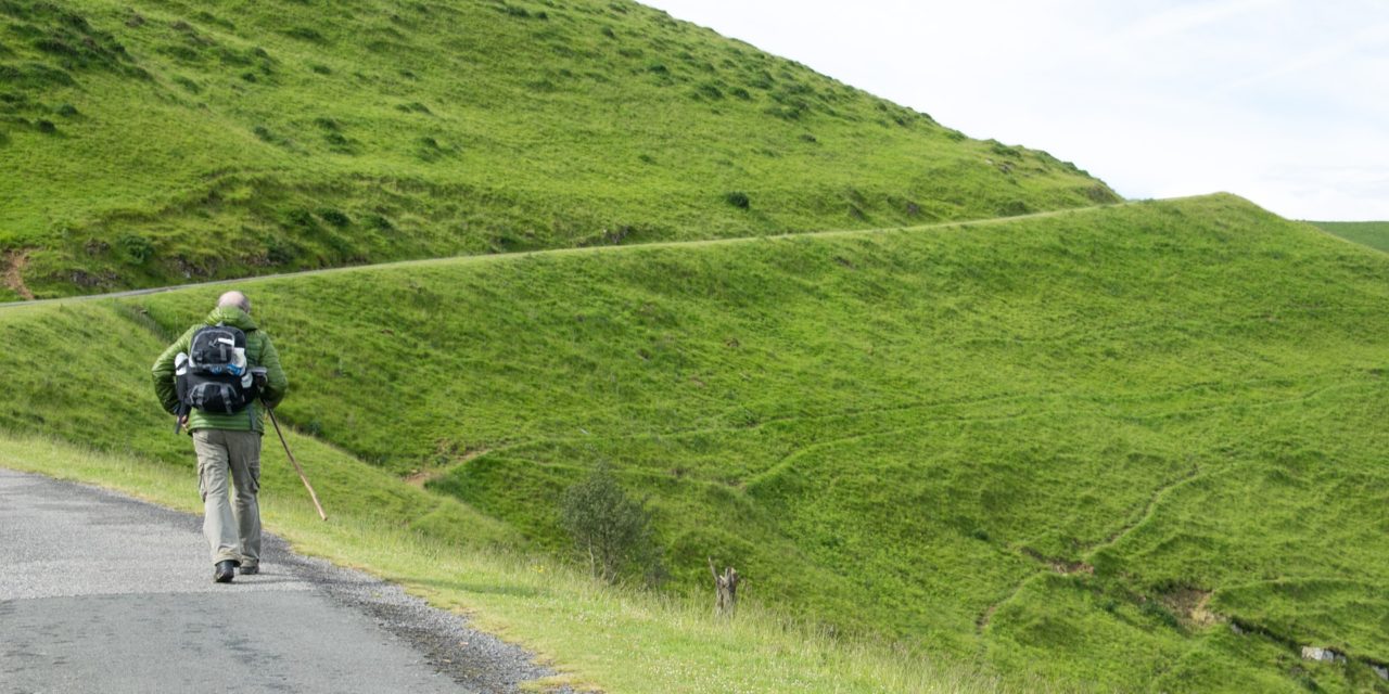 To go on pilgrimage alone