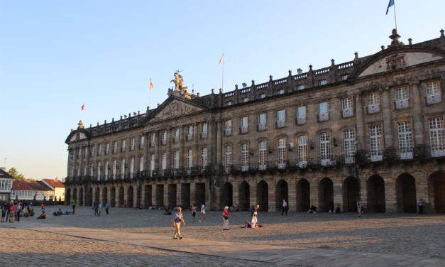 SANTIAGO: The Palace of Raxoi