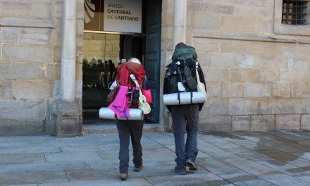 Cada día más de 30 ó 40 peregrinos cogen su Compostela: nunca antes habían llegado a Santiago tantos peregrinos en Navidad!