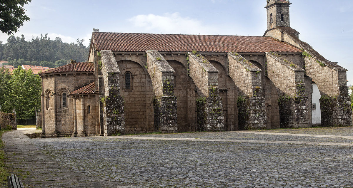 Churches of Santiago: Collegiate of Santa María del Sar