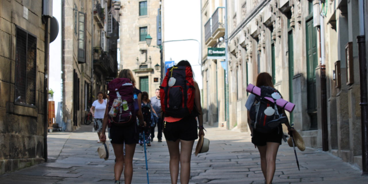 April 2019: 31,721 pilgrims took the Compostela in an April with more women than men and 64% foreigners!