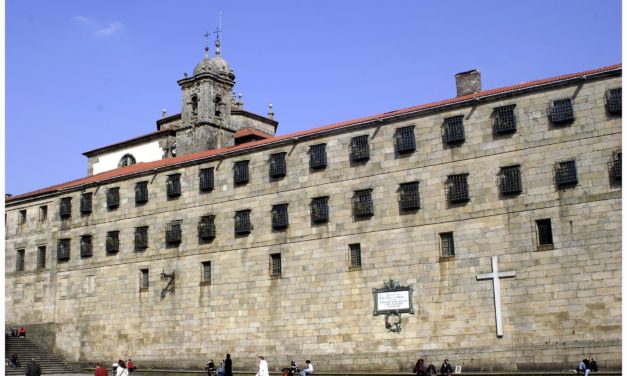 The monastery and church of San Paio de Antealtares