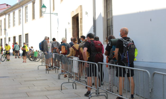 Julio y agosto confirman la recuperación: Cada día llegan a Santiago más de 1.000 peregrinos!