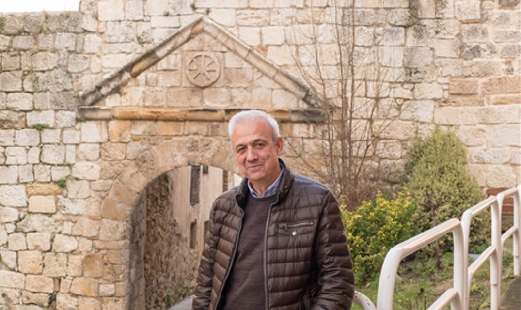 Interview with Máximo Ruíz de Larramendi: President of the Friends of the Camino of Estella-Lizarra talks about the 60 years of the association