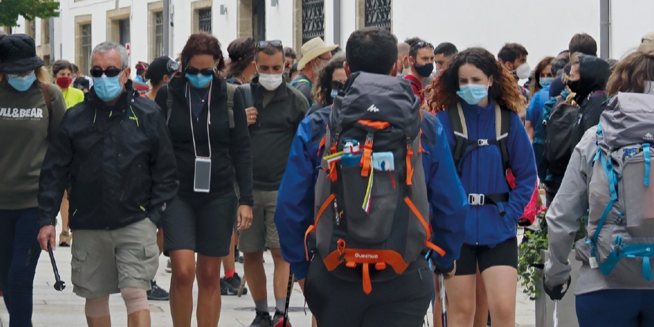 Informe 2021: 178.912 Compostelas entregadas, mayoría de españoles y extremos de 3 peregrinos en febrero y 43.675 en agosto