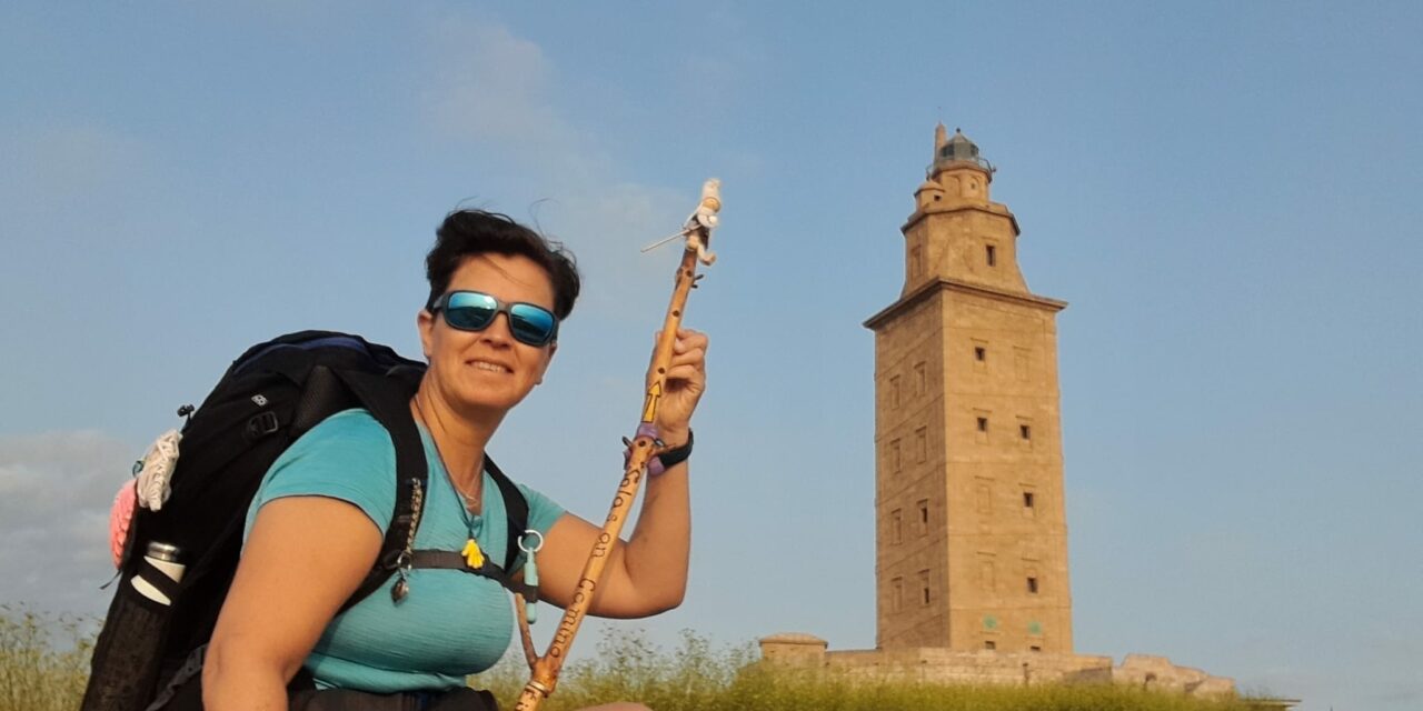 Oihana Trojaola nos habla de su experiencia como voluntaria de ACC, recibiendo y atendiendo a peregrinos en Compostela!